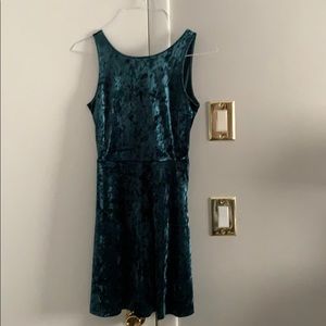Velour: green dress